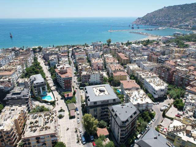 ALANYA MERKEZDE DENİZE 200 METRE MESAFEDE SATILIK EŞYALI DAİRE SQUARE LIGHT RESİDENCE 